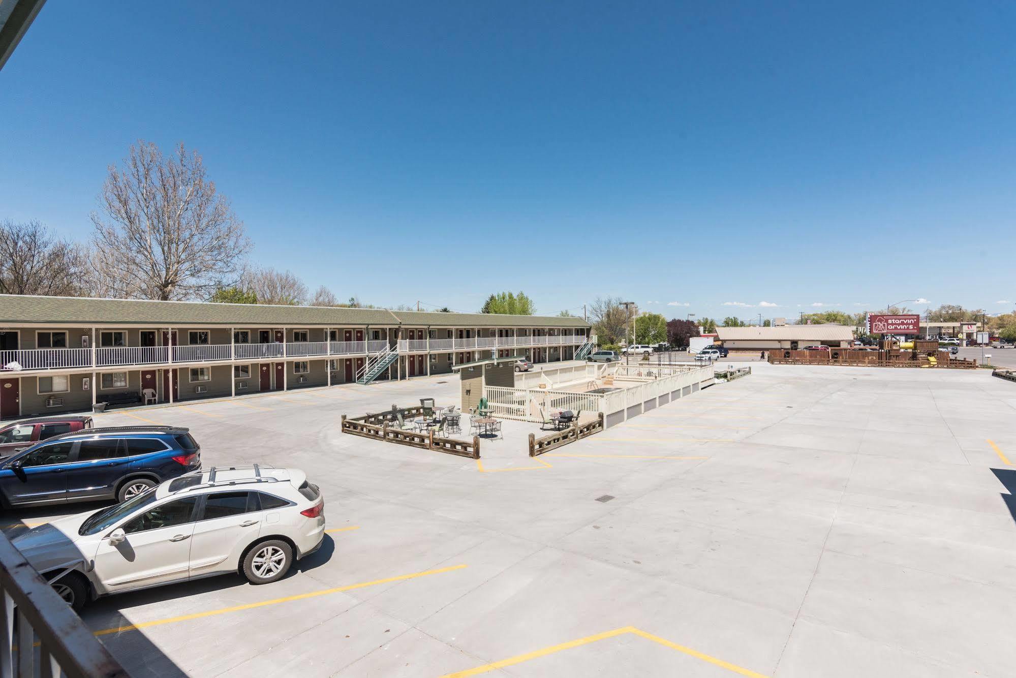 1St Interstate Inn Montrose Exterior photo